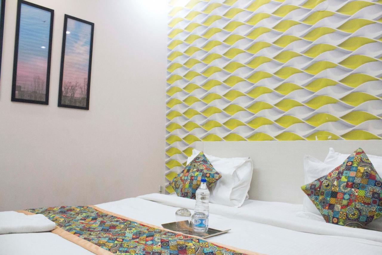 Jsb Hotel Faridabad Dış mekan fotoğraf