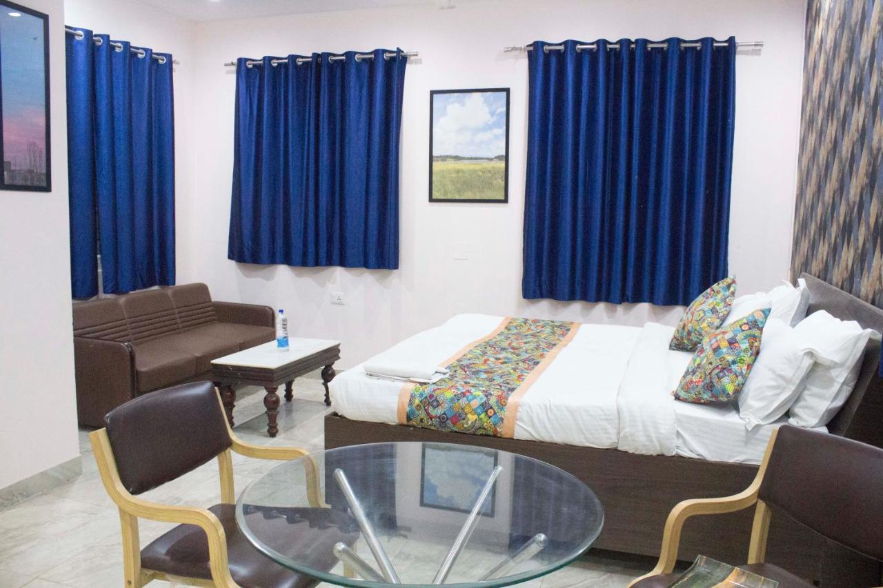 Jsb Hotel Faridabad Dış mekan fotoğraf